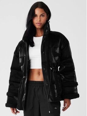 Alo Yoga Ice Breaker Puffer Jacket Black XS | Sold Out | Like New